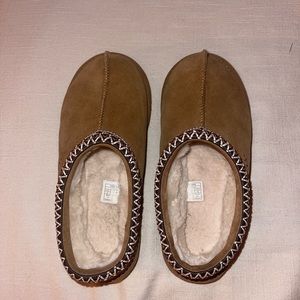 UGG tazz slippers